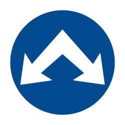 Dopravní značka C4c - Přikázaný směr objíždění vpravo i vlevo