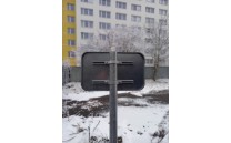 Nástavec pro sloupky na dopravní značky