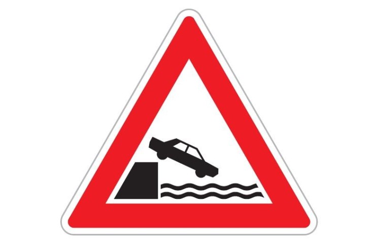 Dopravní značka A34 - Nábřeží