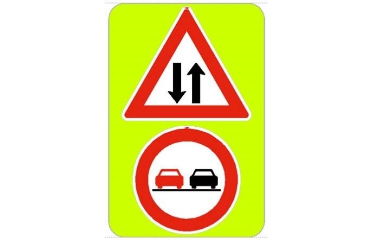 Dopravní značka zvýrazněná - fluorescenční 1000x1500