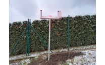 Držák pro dvě dopravní zrcadla