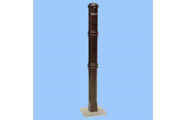 Ochranný sloupek zdobený s kotevní deskou